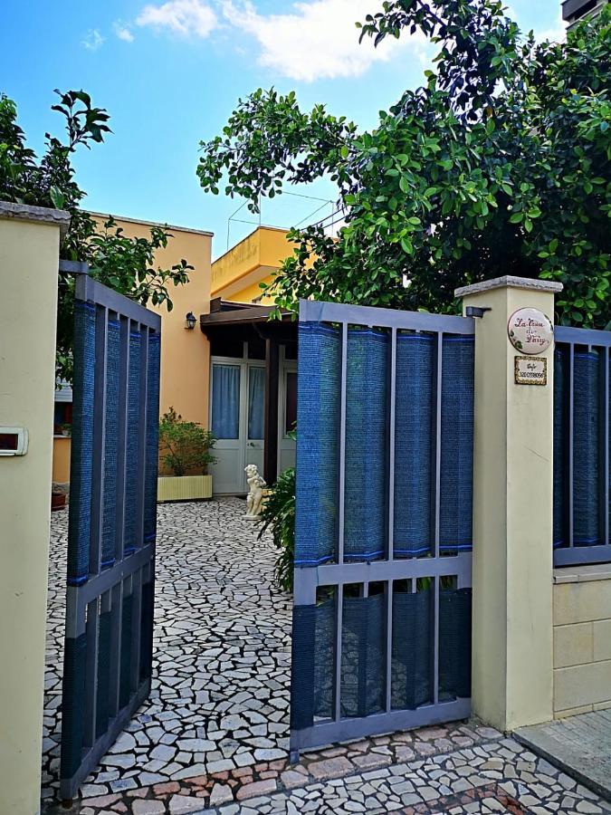 La Casina Di Vanni - Casa Vacanza Nel Cuore Del Salento Arnesano Exterior foto